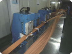 ZCN077-2、3、4米 汽發(fā)、水發(fā)線圈變位雙頭壓型機(jī)